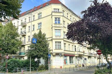 Samariterkiez - Bezugsfertige Altbau-Oase: Großzügige 1-Zimmer-Wohnung mit Wohnküche im Hinterhaus