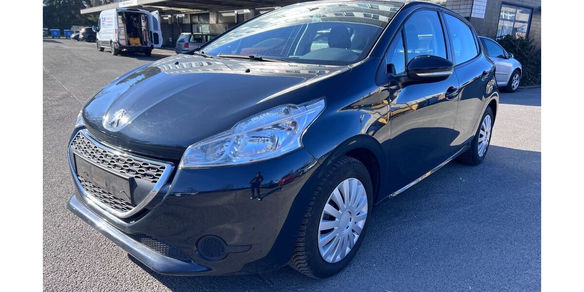 Peugeot 208 83.056 km 4.990 &euro; Berlin 12249