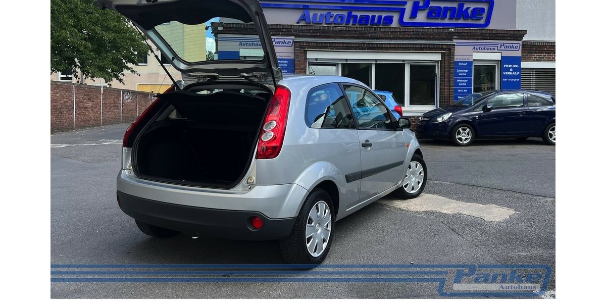 Ford Fiesta Ambiente 1.3*Radio/CD*AUX*Klima* 245.511 km 1.790 &euro; Berlin 13187