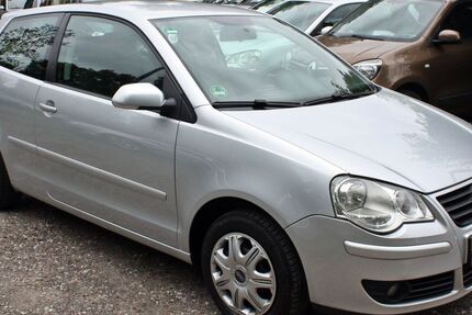 VW Polo 129.500 km 2.599 &euro; Berlin 13057