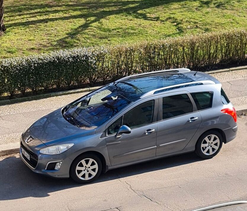 Peugeot 308 167.000 km 3.800 € Berlin 10409