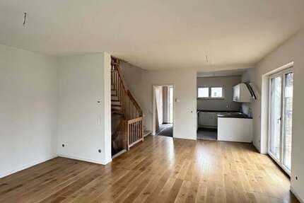 Haus Berlin Treptow-Köpenick - 4 Zimmer, 150 m&sup2;, 3.100&euro; | Angebot:25904261