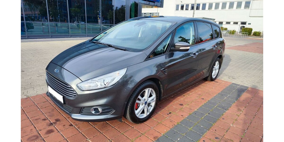 Ford S-Max 192.000 km 8.600 &euro; Berlin - Reinickendorf 13403