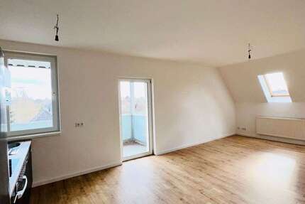 Wohnung Berlin Mahlsdorf - 2 Zimmer, 75 m&sup2;, 1.100&euro; | Angebot:26610828
