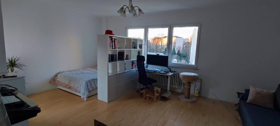 Etagenwohnung Berlin Charlottenburg-Wilmersdorf - 1 Zimmer, 47 m&sup2;, 900&euro; | Angebot:24563180