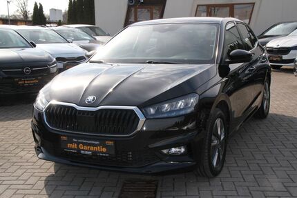 Skoda Fabia 13.774 km 18.289 &euro; Falkensee 14612