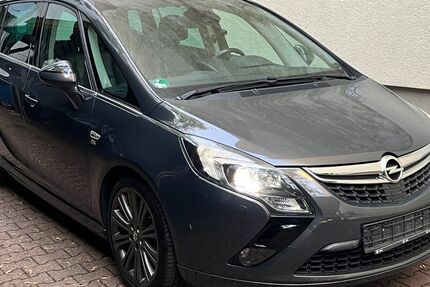 Opel Zafira Tourer 157.910 km 9.990 &euro; Berlin 13357