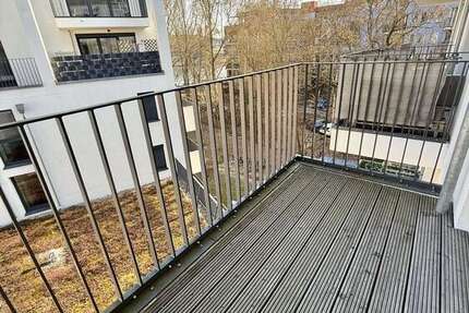 Wohnung Berlin Niederschöneweide - 1 Zimmer, 28 m&sup2;, 649&euro; | Angebot:26022097