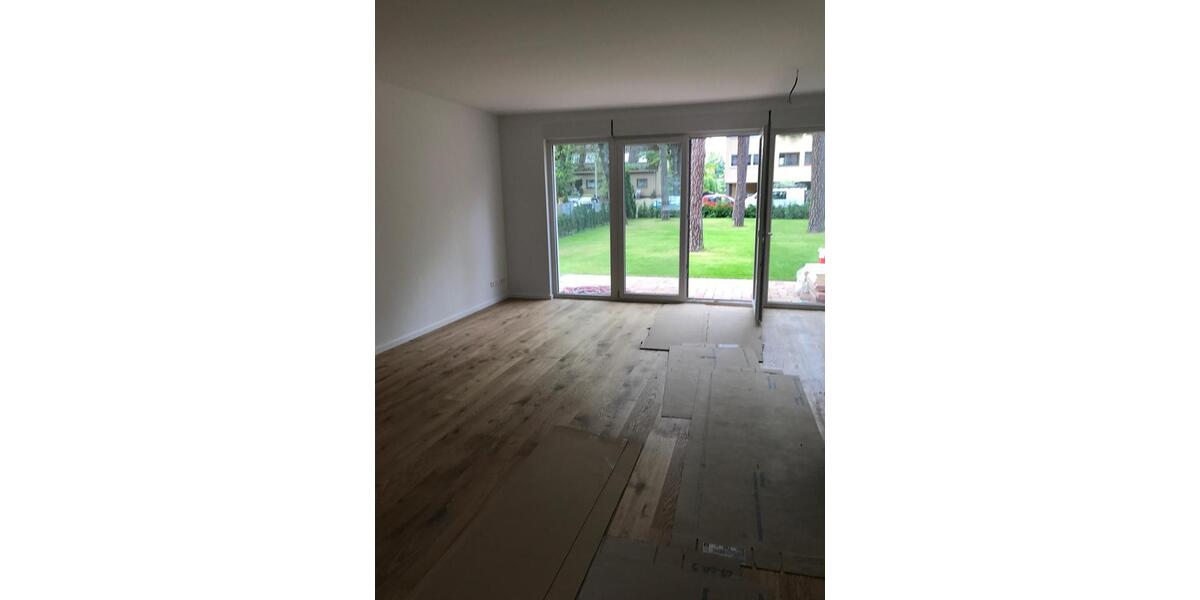 Reihenhaus Berlin Reinickendorf - 5 Zimmer, 160 m&sup2;, 2.350&euro; | Angebot:25722107