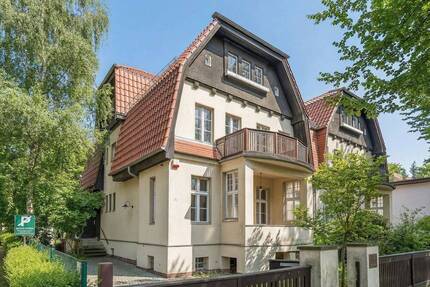 Haus Berlin Zehlendorf - 9 Zimmer, 253 m&sup2;, 1.750.000&euro; | Angebot:26548196