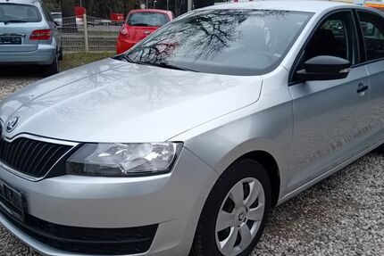 Skoda Rapid 38.000 km 10.699 &euro; Fredersdorf-Vogelsdorf bei Berlin 15370