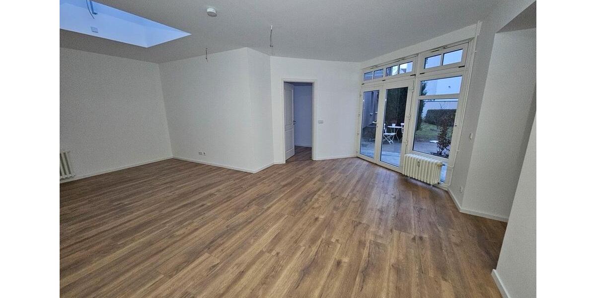 Erdgeschoßwohnung Berlin Lichtenberg - 2.5 Zimmer, 86 m&sup2;, 1.520&euro; | Angebot:24750971
