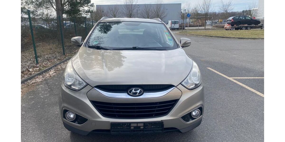 Hyundai ix35 258.000 km 5.500 &euro; Berlin 12487