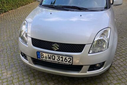 Suzuki Swift 72.000 km 4.800 € Berlin 12209