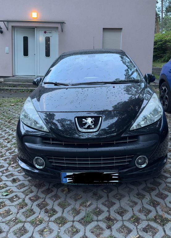 Peugeot 207 140.000 km 3.200 € Potsdam 14478