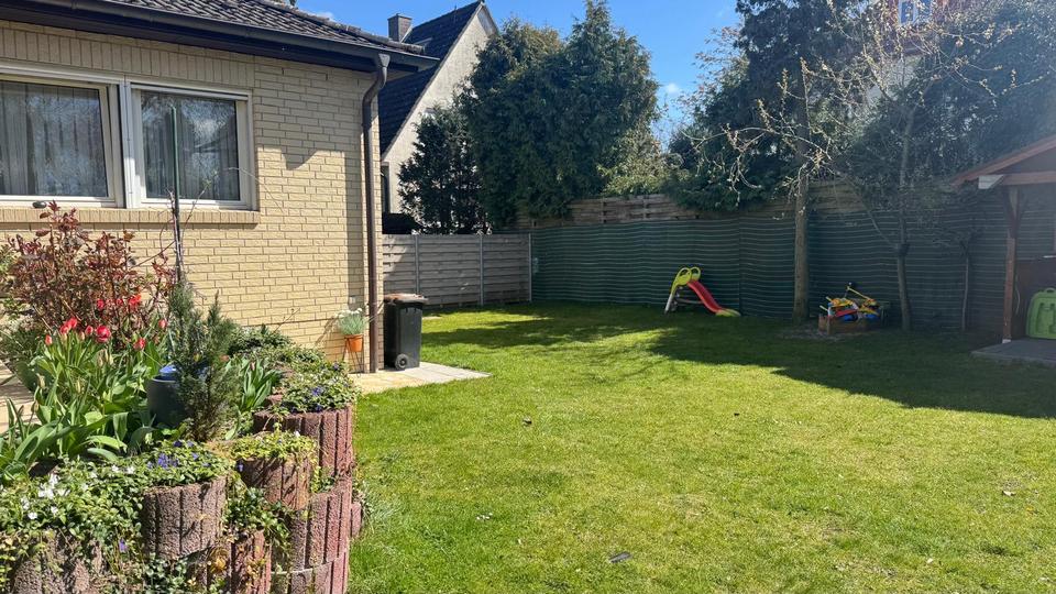 Einfamilienhaus Berlin Neukölln - 6 Zimmer, 250 m&sup2;, 3.500&euro; | Angebot:26443798