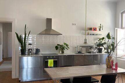 Helle Altbauwohnung in Kreuzberg zu vermieten 3 zimmer