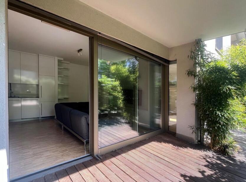 Moderne vollmöblierte GartenWohnung Nähe Volkspark Friedrichshain