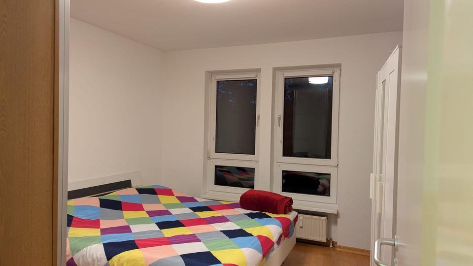 Etagenwohnung Berlin Steglitz-Zehlendorf - 3 Zimmer, 91 m&sup2;, 1.900&euro; | Angebot:26214489