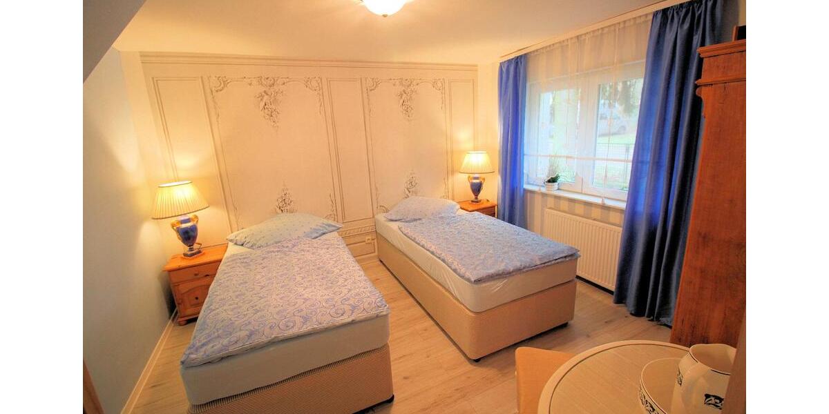 EFH im Grünen mit 600 qm Garten, Sauna v.Privat Bln.Lichtenrade 4 zimmer