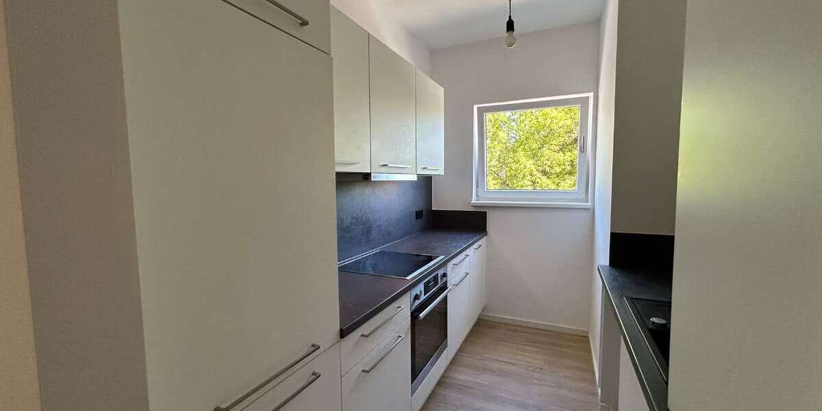 Etagenwohnung Berlin Spandau - 2 Zimmer, 64 m&sup2;, 1.200&euro; | Angebot:27091424