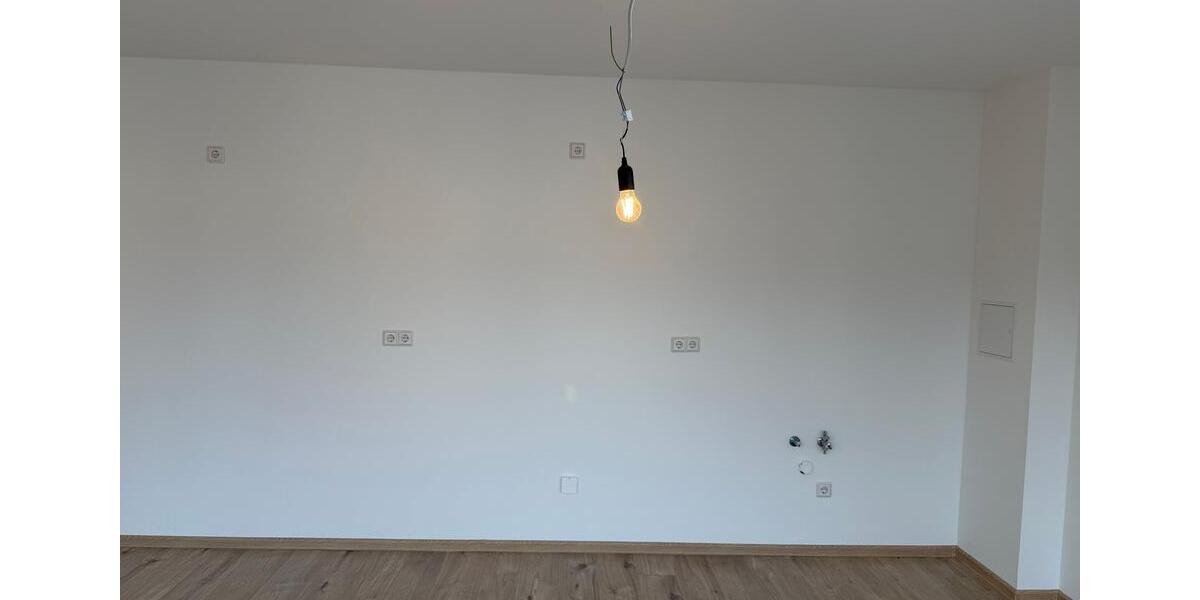 Dachgeschoßwohnung Berlin Treptow-Köpenick - 2 Zimmer, 65 m&sup2;, 1.430&euro; | Angebot:22987352