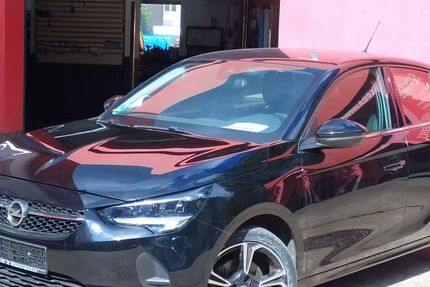 Opel Corsa 66.990 km 10.000 &euro; Berlin 10317
