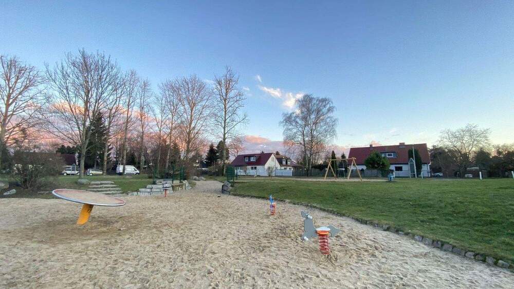 Doppelhaushälfte Berlin Stadtrandsiedlung Malchow - 3 Zimmer, 87 m&sup2;, 1.590&euro; | Angebot:24725241