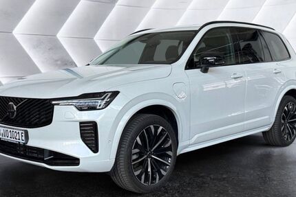 Volvo XC90 2.500 km 73.990 € Berlin 10553