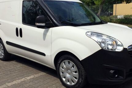 Opel Combo 133.000 km 8.330 &euro; Berlin 13597