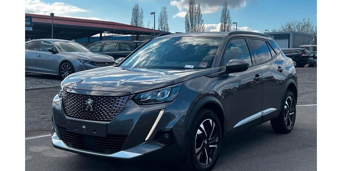 Peugeot 2008 179.000 km 12.800 &euro; Mittenwalde 15749