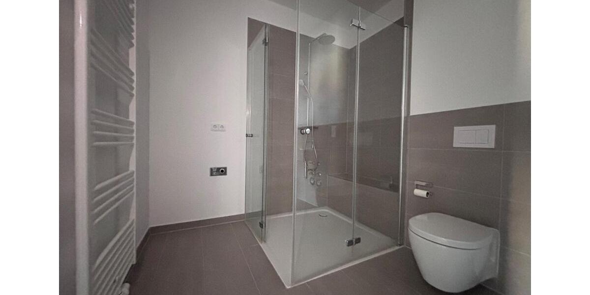 Etagenwohnung Berlin Neukölln - 4 Zimmer, 87 m&sup2;, 2.449&euro; | Angebot:24976415