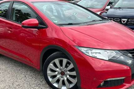 Honda Civic 114.547 km 8.690 € Berlin 13089