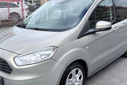Ford Tourneo Courier 146.214 km 6.490 &euro; BERLIN 13409
