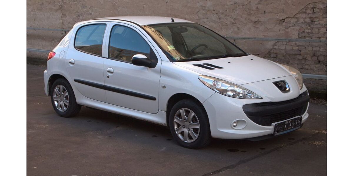 Peugeot 206 95.000 km 2.000 &euro; Berlin 10785