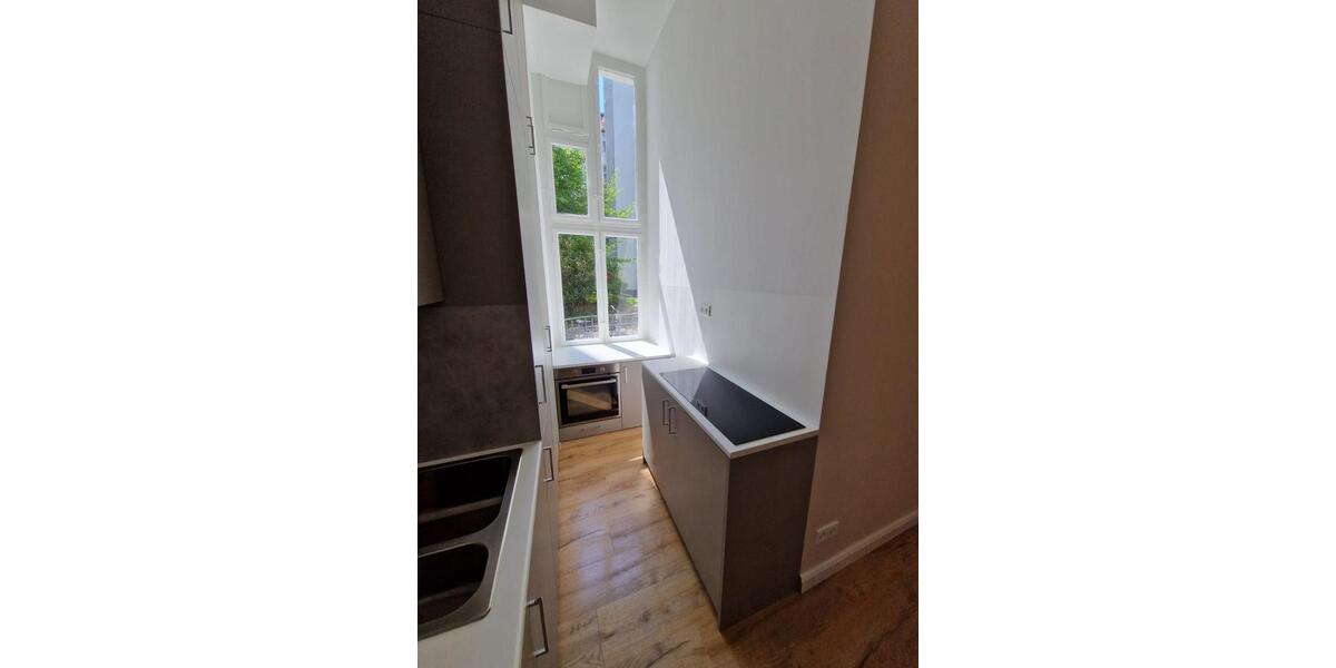 Erdgeschoßwohnung Berlin Charlottenburg-Wilmersdorf - 1 Zimmer, 38 m&sup2;, 1.000&euro; | Angebot:25402527