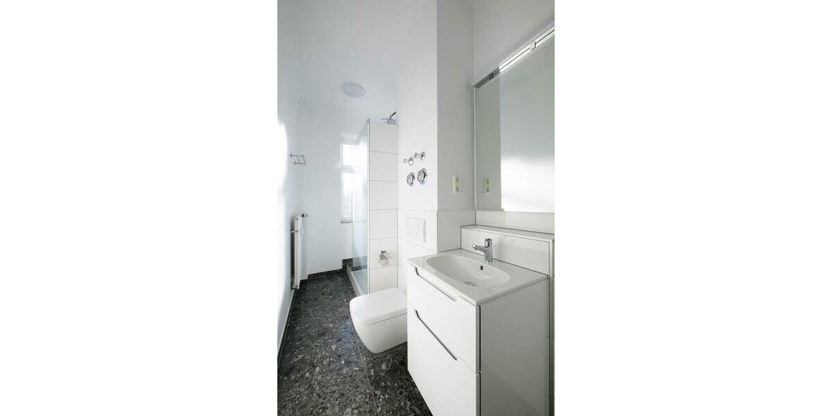 Etagenwohnung Berlin Friedrichshain - 2 Zimmer, 62 m&sup2;, 375.000&euro; | Angebot:25748256