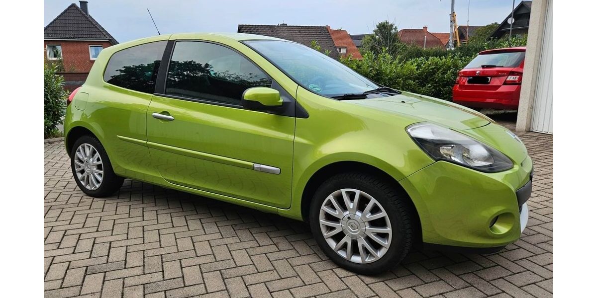 Renault Clio 140.000 km 3.000 &euro; Potsdam 14471