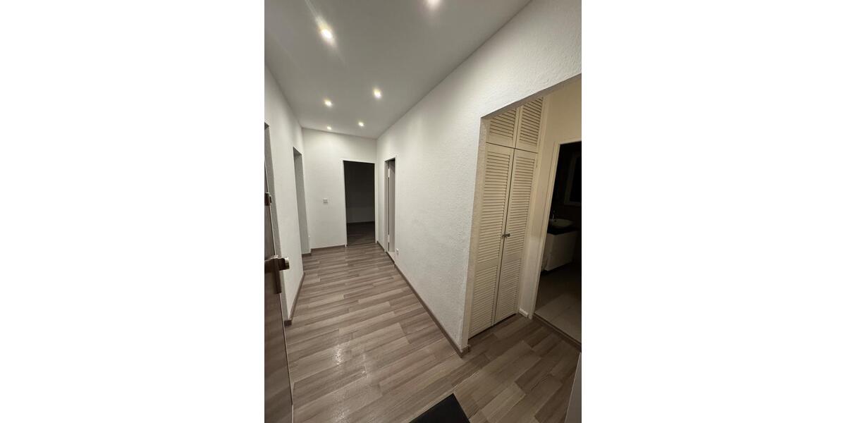 Etagenwohnung Berlin Spandau - 2.5 Zimmer, 69 m&sup2;, 1.330&euro; | Angebot:27721276