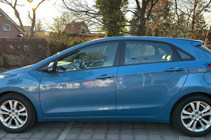 Hyundai i30 128.800 km 5.000 &euro; Potsdam 14480
