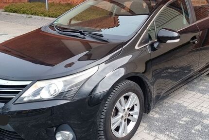 Toyota Avensis 174.302 km 6.800 &euro; Berlin 12489