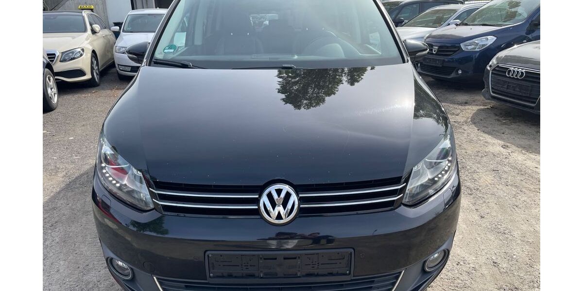 VW Touran 250.000 km 7.250 &euro; Berlin 13597