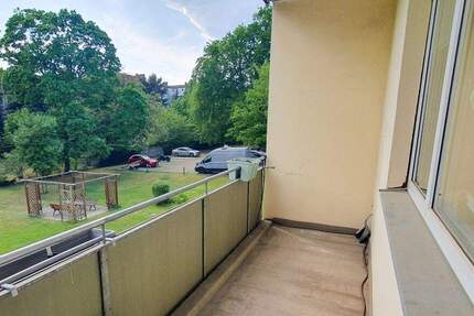 Helle Eigentumswohnung in verkehrsgünstiger Lage in Berlin Spandau 3 zimmer