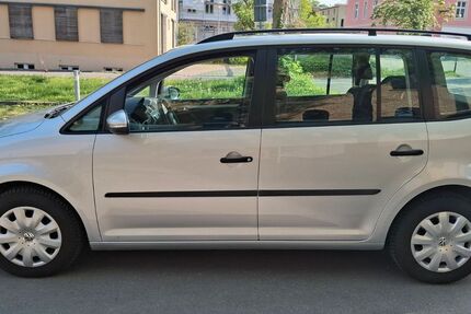 VW Touran 145.000 km 6.800 &euro; Berlin 14089