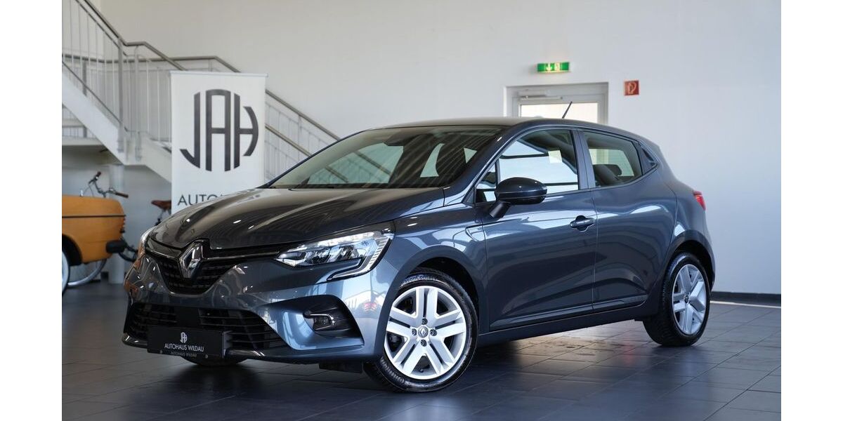 Renault Clio 26.623 km 11.890 &euro; Wildau 15745