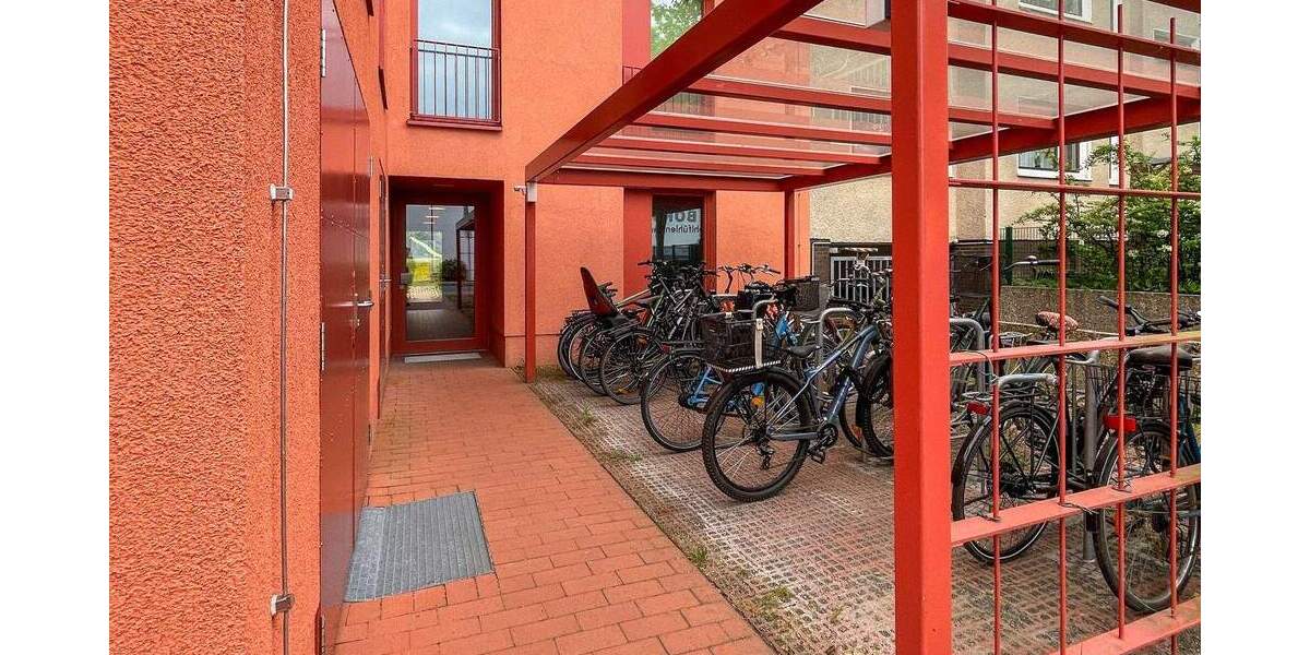 Etagenwohnung Berlin Lichterfelde - 5 Zimmer, 135 m&sup2;, 2.977&euro; | Angebot:25774576
