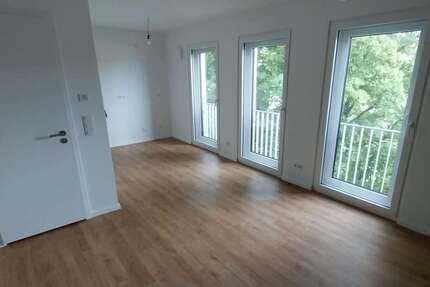 Wohnung Berlin Tempelhof-Schöneberg - 1 Zimmer, 27 m&sup2;, 775&euro; | Angebot:27080663