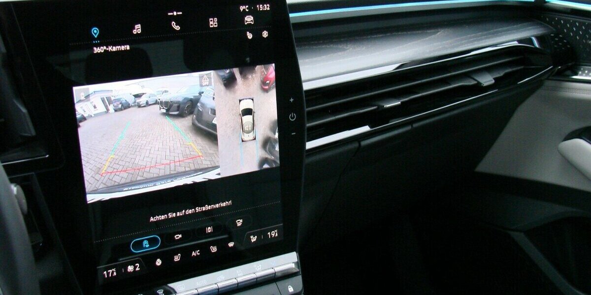 Renault Espace Iconic 6 eTech Hybr 4Contr H&K Matirix Pano 29.698 km 29.980 &euro; Falkensee 14612