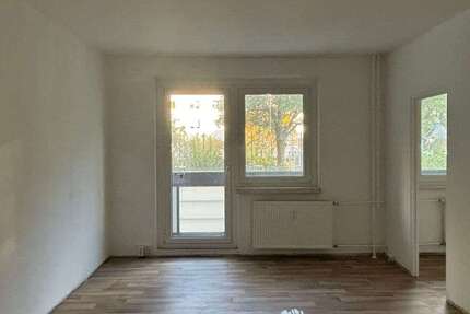 Wohnung Berlin Hellersdorf - 1 Zimmer, 36 m&sup2;, 559&euro; | Angebot:26934260