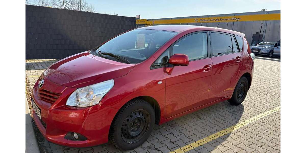 Toyota Verso 179.000 km 5.200 &euro; Bernau bei Berlin 16321
